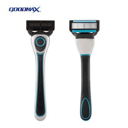 Břitva s pěti čepelemi